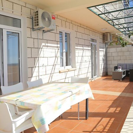 דוברובניק Apartments Isabora מראה חיצוני תמונה